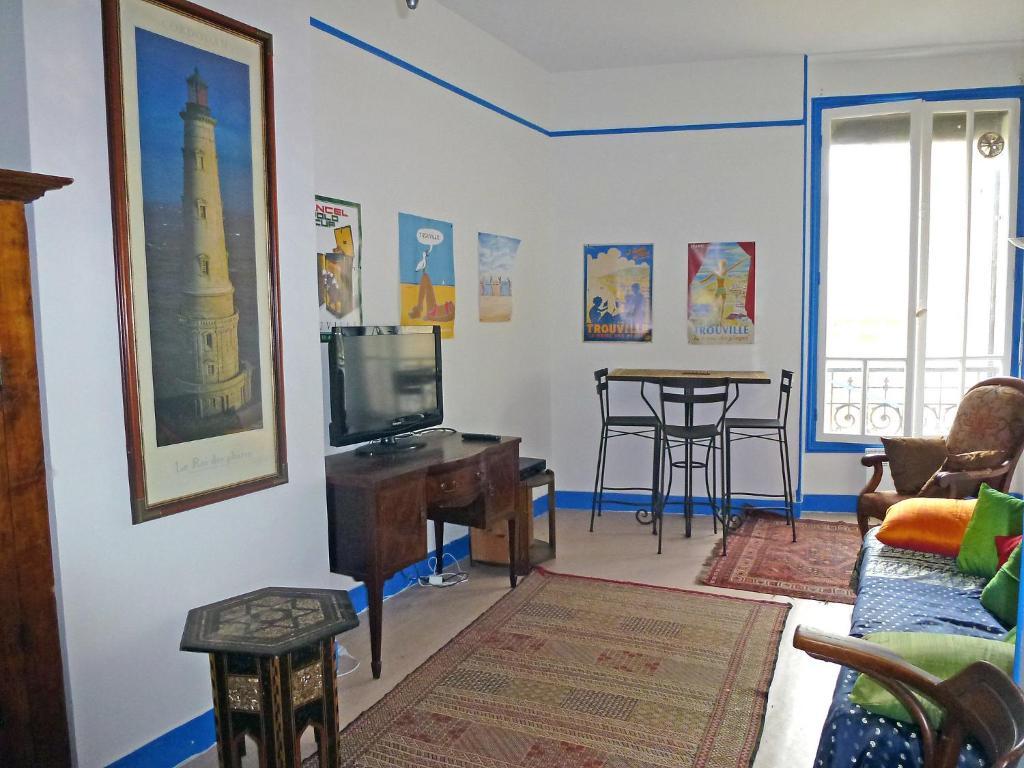 Paradis Les Pieds Sur Le Sable Trouville Palace Δωμάτιο φωτογραφία